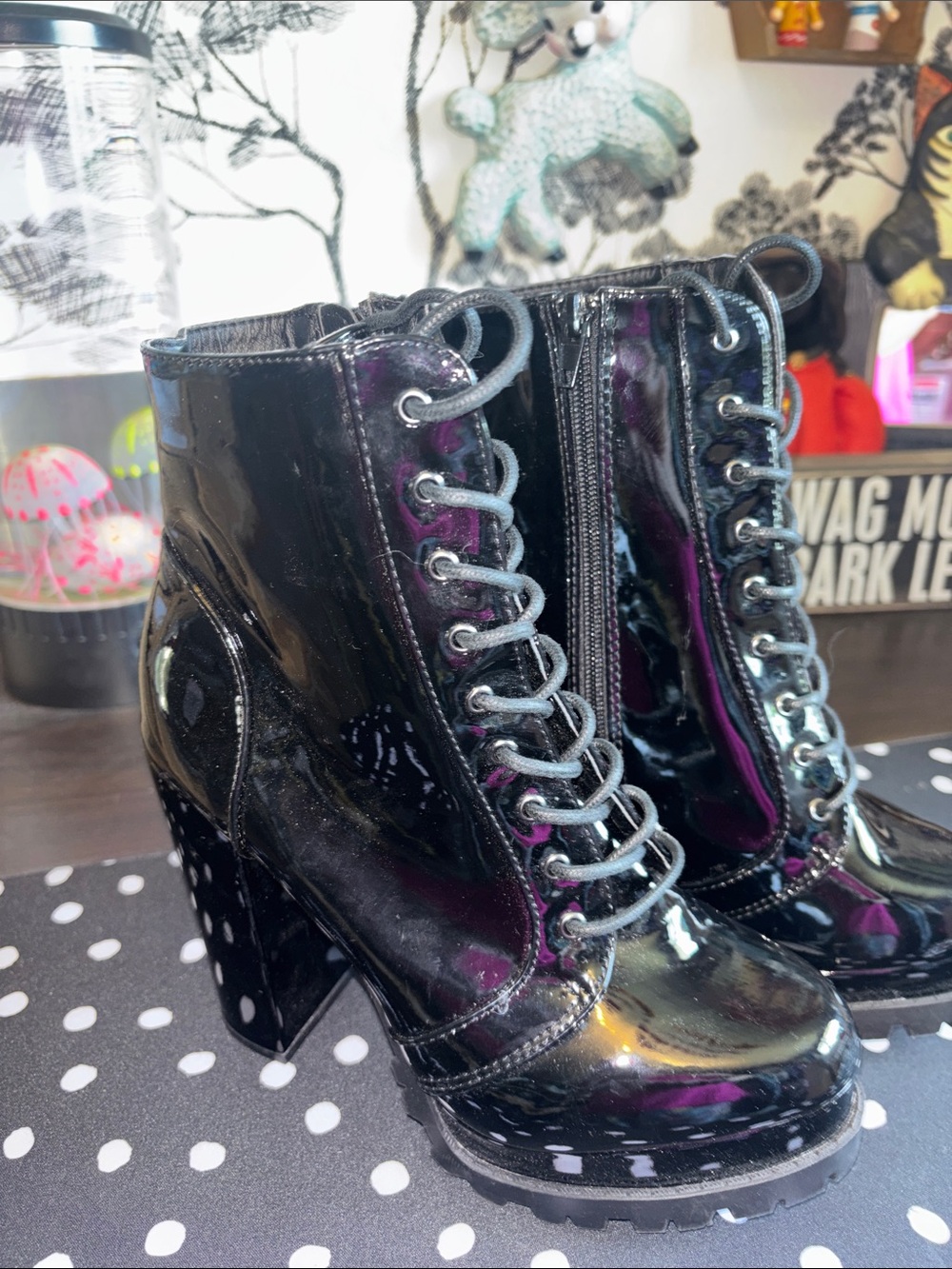 NWT Wild Diva Vivian black patent chunky heel platform ankle boots featuring a g